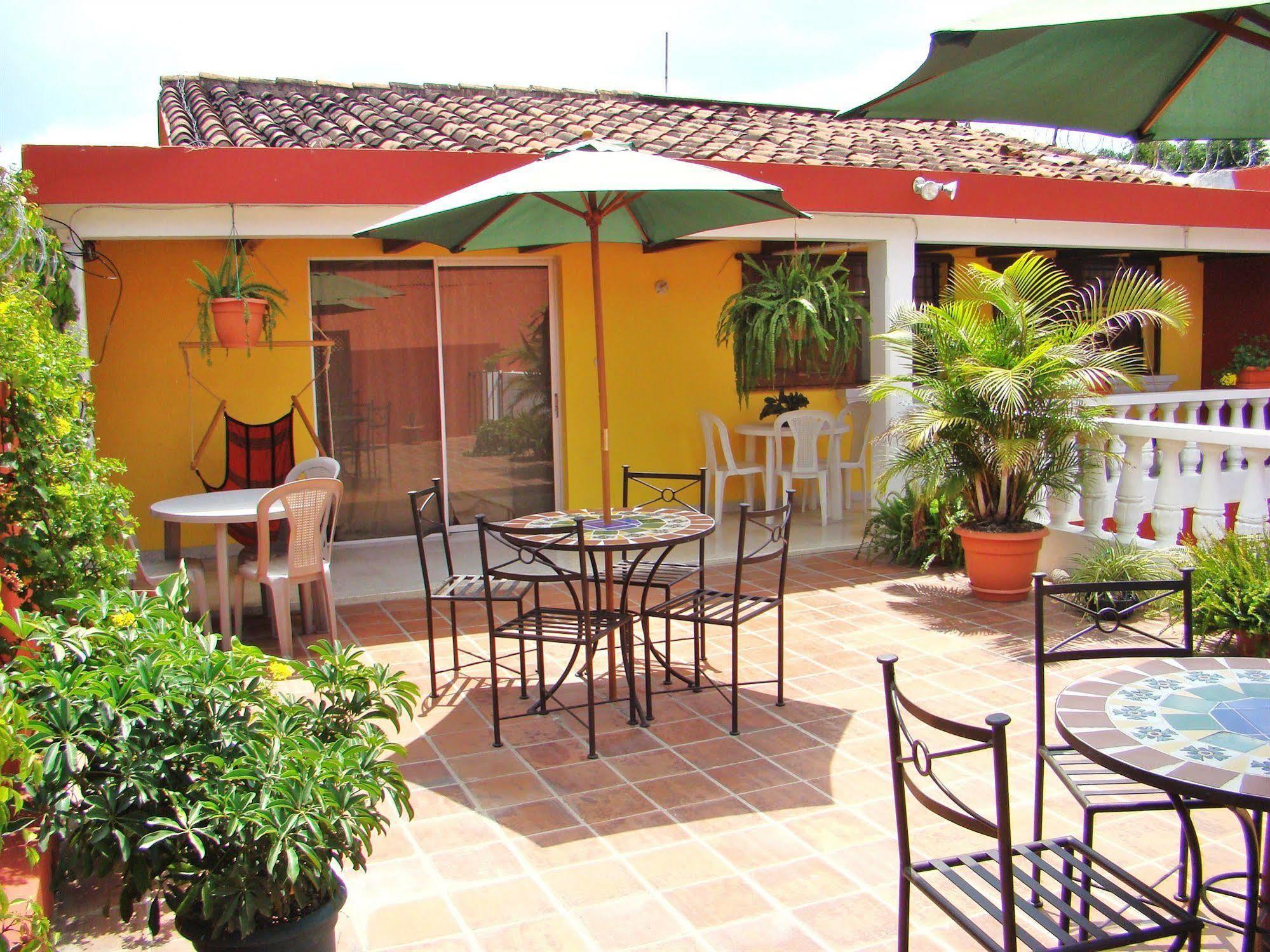 Hotel Casa Rustica By Ahs Antigua Exterior foto