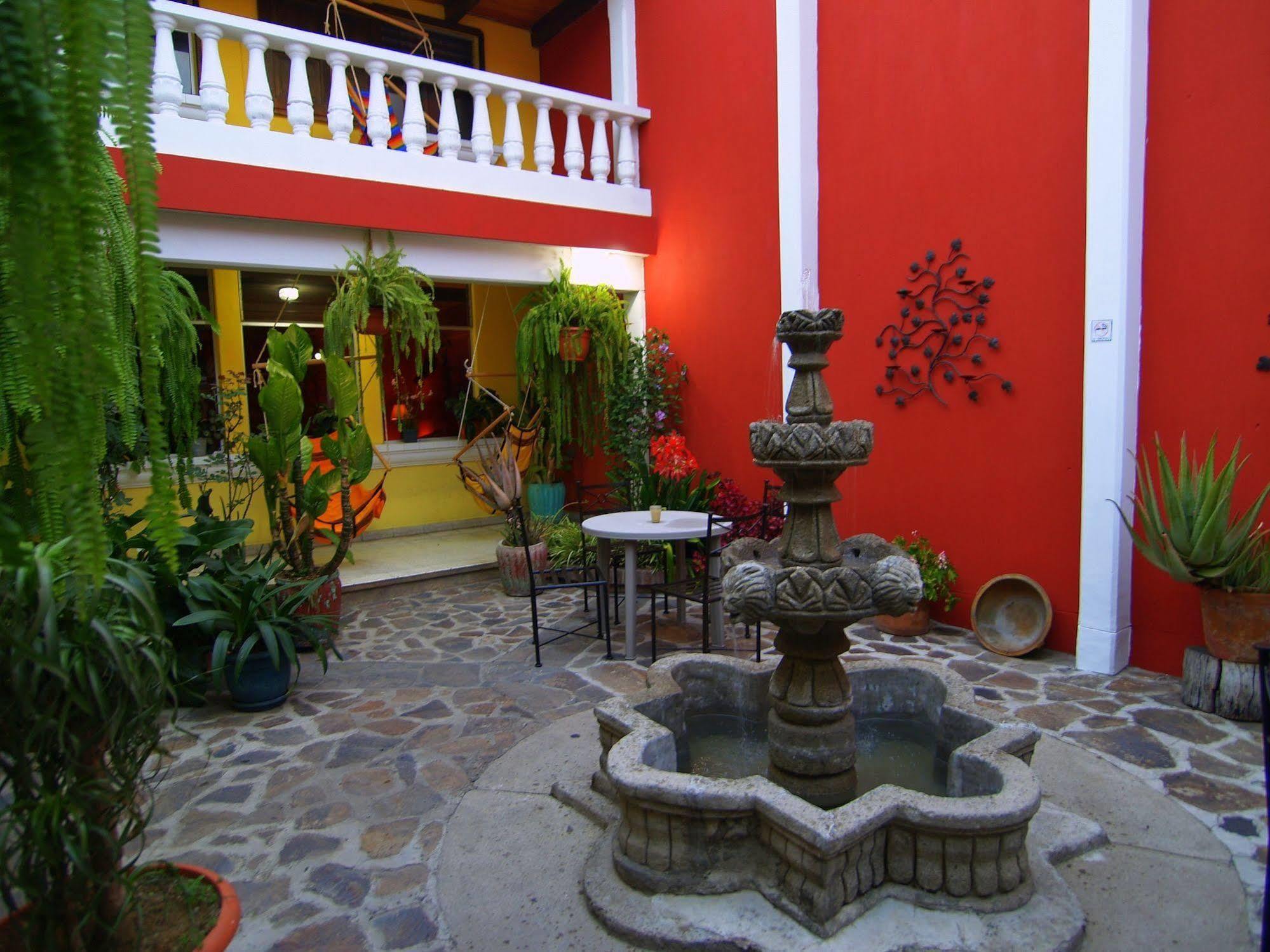 Hotel Casa Rustica By Ahs Antigua Exterior foto